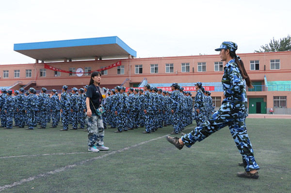 【軍訓(xùn)集錦】踏出軍中莊嚴(yán)