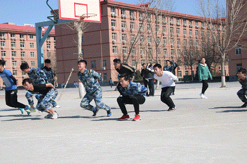 【學(xué)生活動(dòng)】努力備戰(zhàn)校運(yùn)會(huì)，地科同心創(chuàng)輝煌