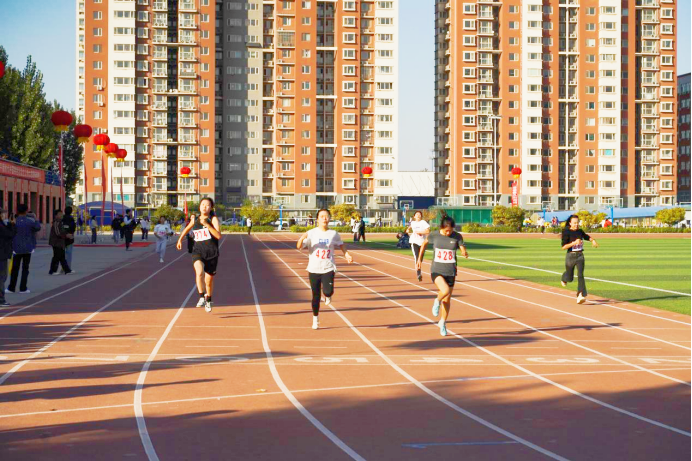 一起動感青春！保定理工學(xué)院2023年秋季運動會圓滿閉幕