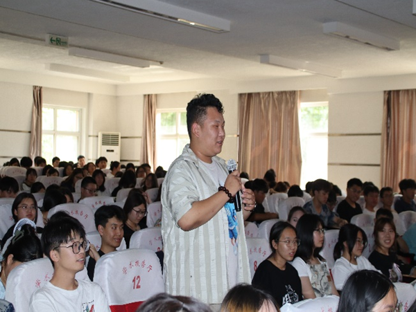 學術講座|保定理工學院|管理學院|偉巴斯特社會公益活動周之走進保定理工管理科學與工程學院HR講堂